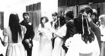 1971 North Star - Prom Gathering